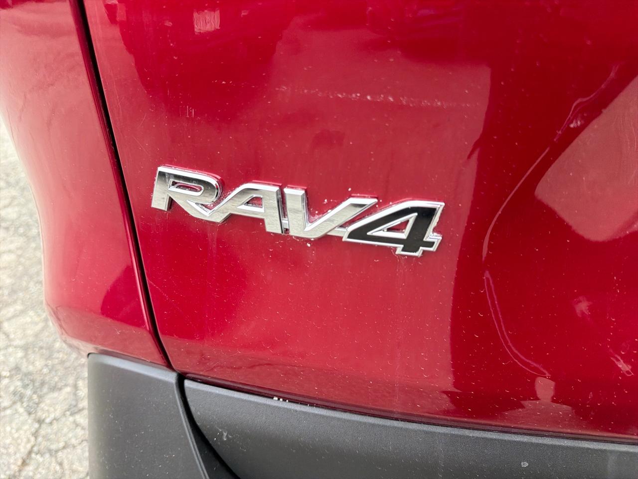 Toyota RAV4 Hybrid XSE AWD (Natl) 2021