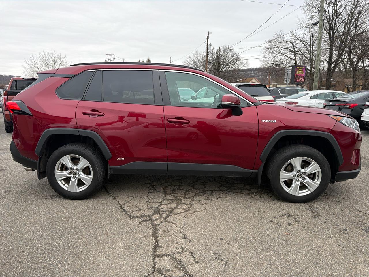 Toyota RAV4 Hybrid XSE AWD (Natl) 2021