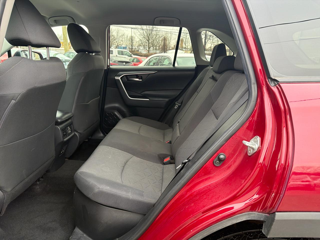 Toyota RAV4 Hybrid XSE AWD (Natl) 2021