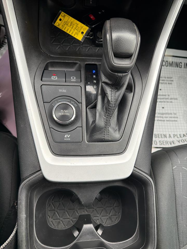 Toyota RAV4 Hybrid XSE AWD (Natl) 2021