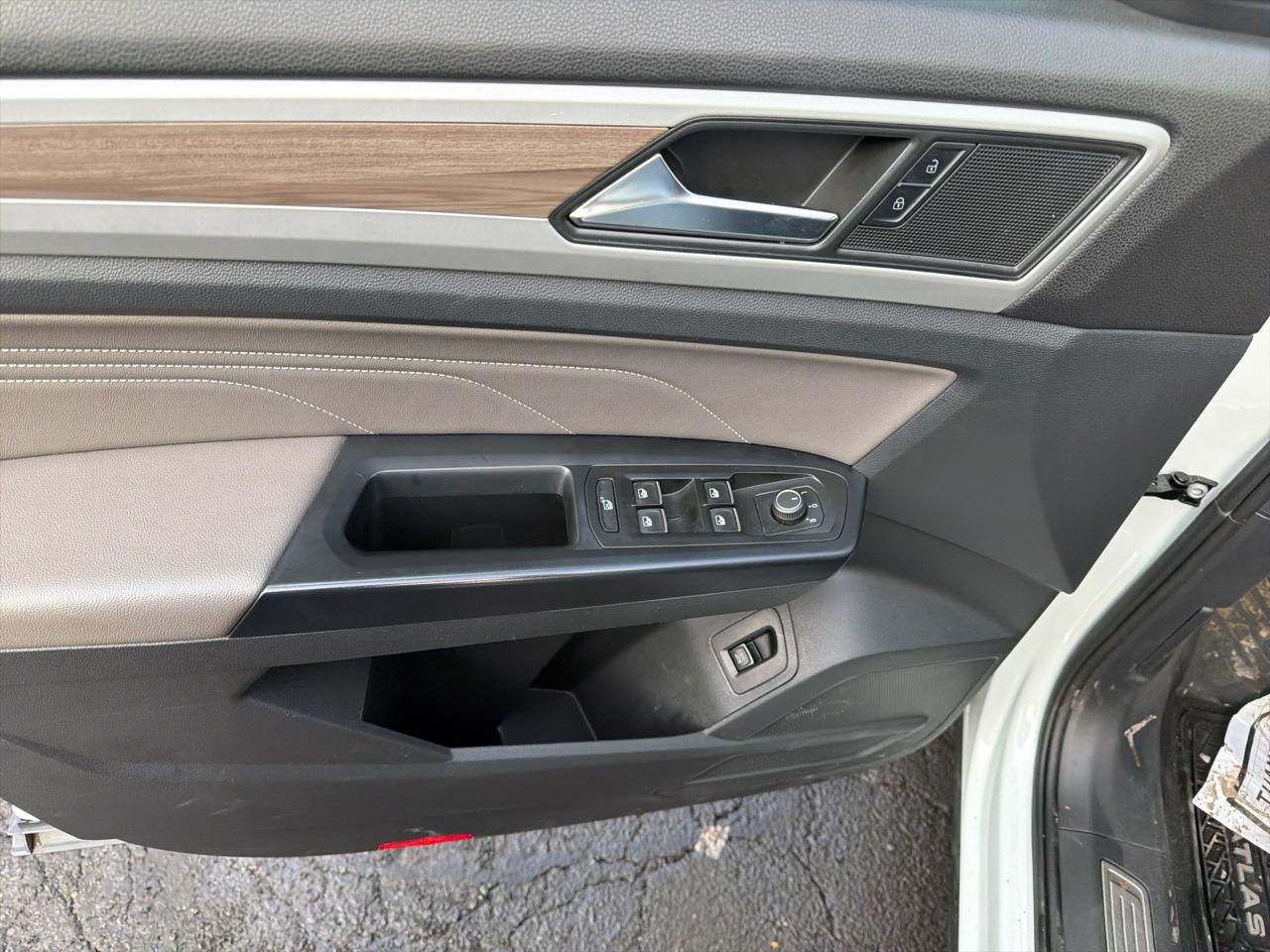 Volkswagen Atlas  2021