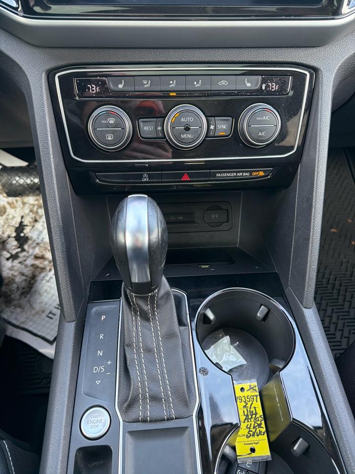 Volkswagen Atlas  2021