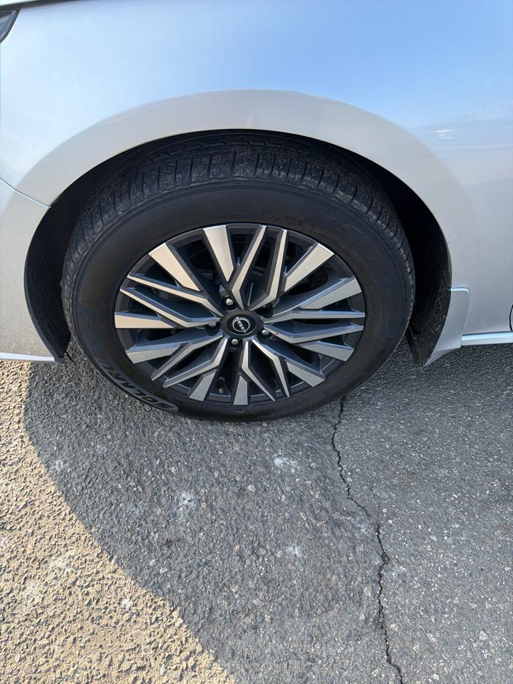 Nissan Altima 2.5 SV AWD Sedan 2023