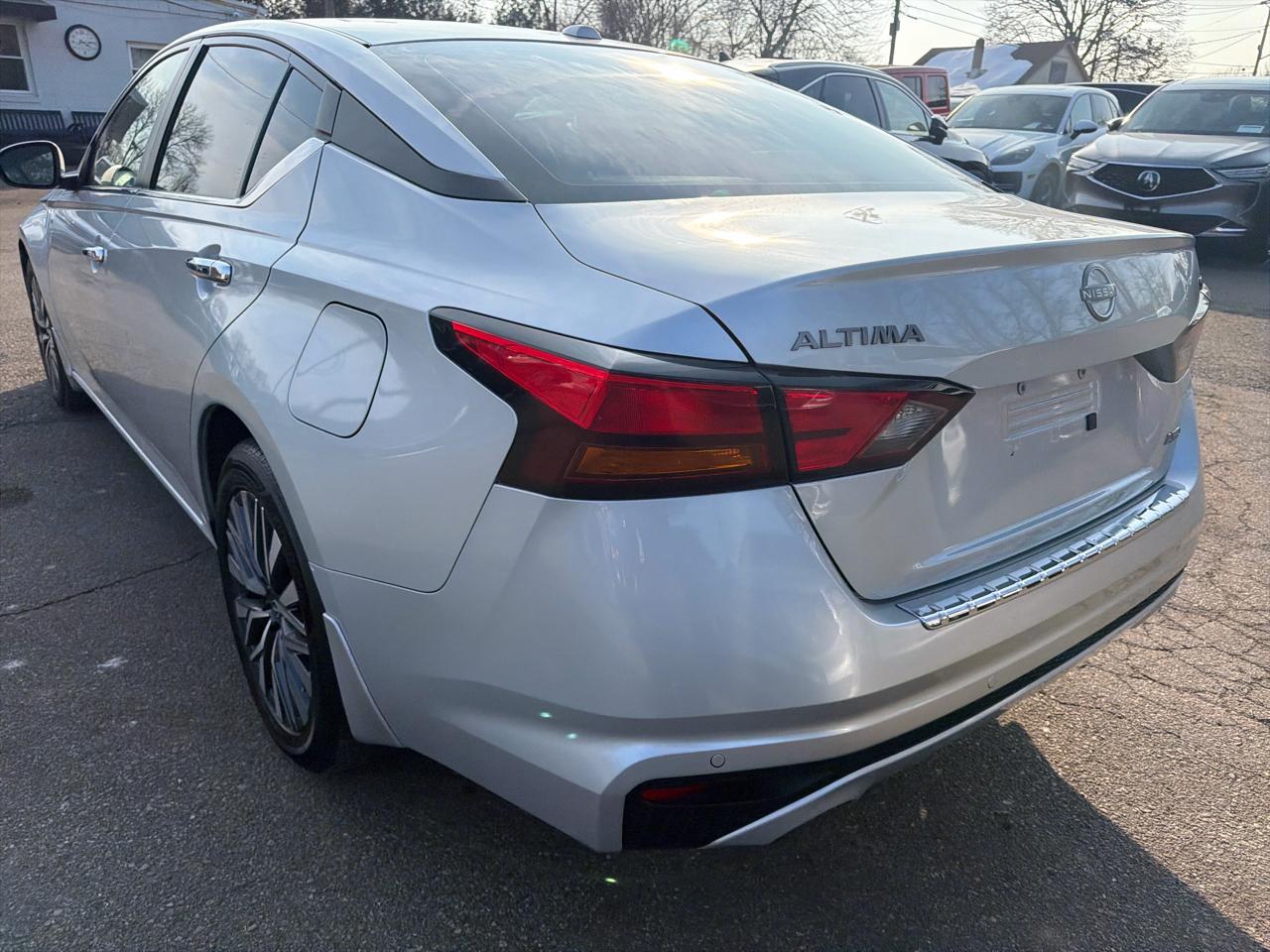 Nissan Altima 2.5 SV AWD Sedan 2023