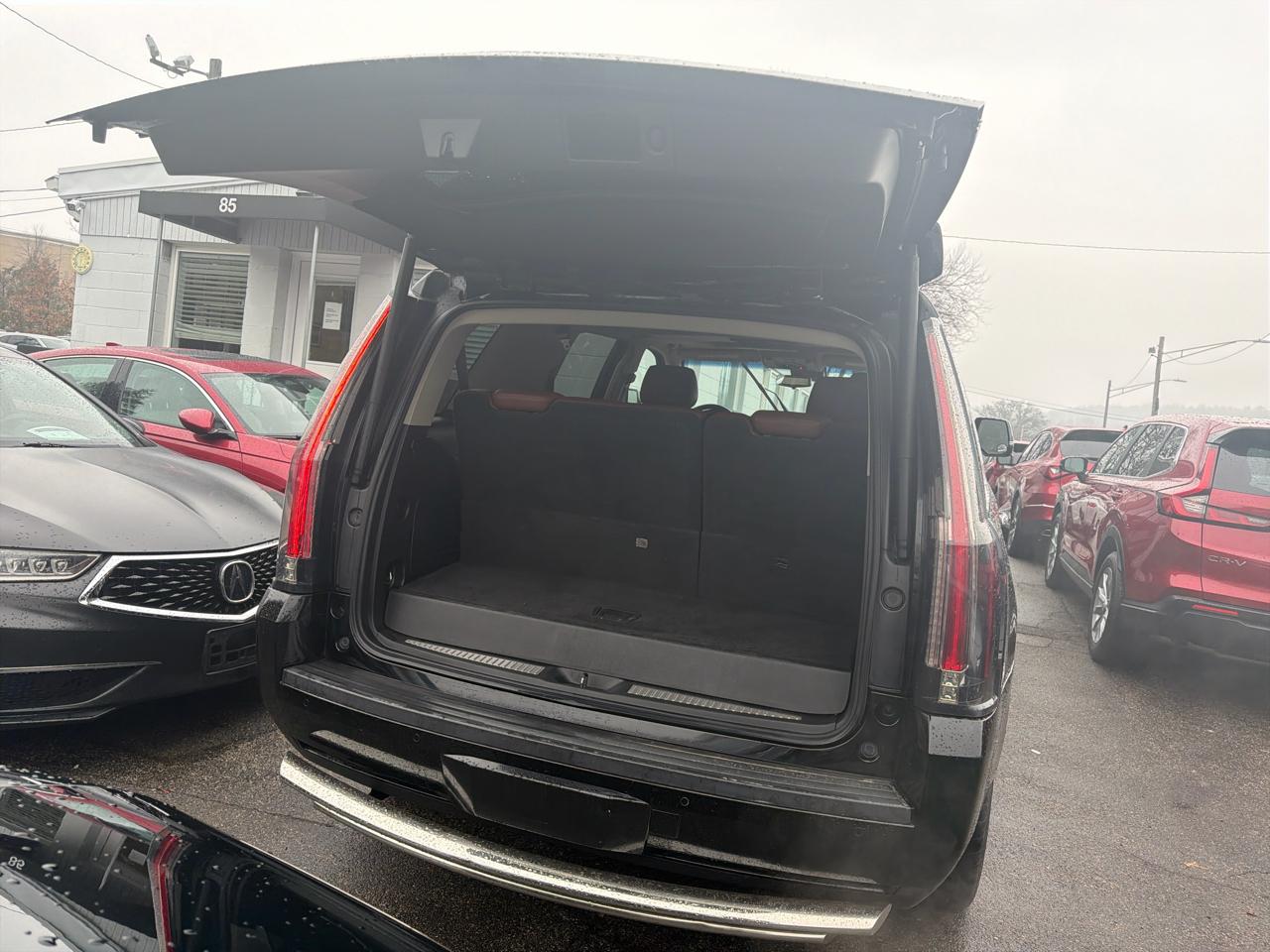 Cadillac Escalade 4WD 4dr Premium Luxury 2017