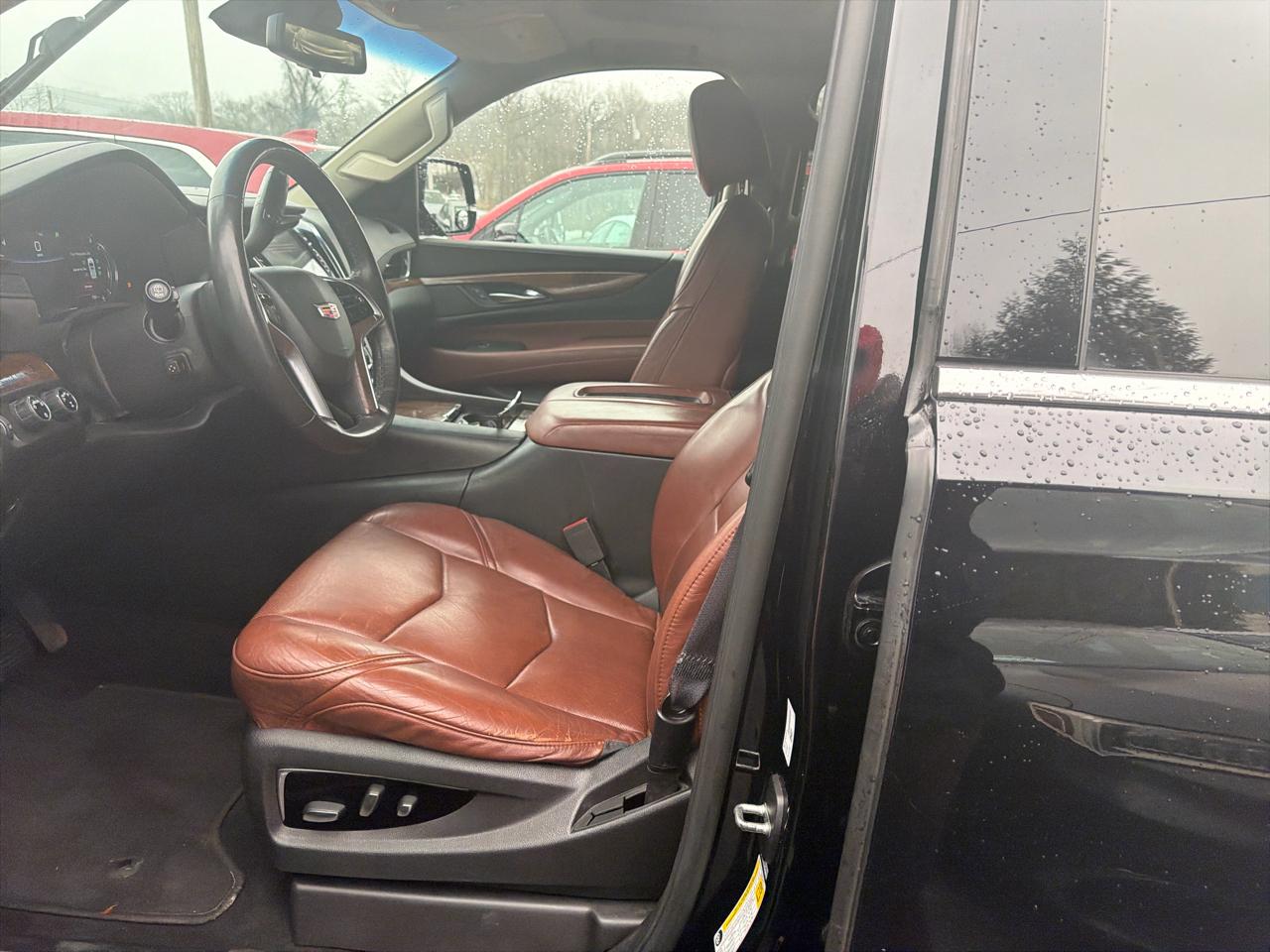 Cadillac Escalade 4WD 4dr Premium Luxury 2017