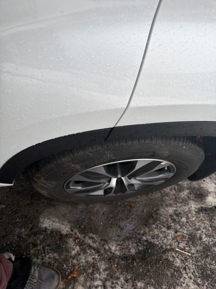 Toyota Highlander XLE AWD (Natl) 2023