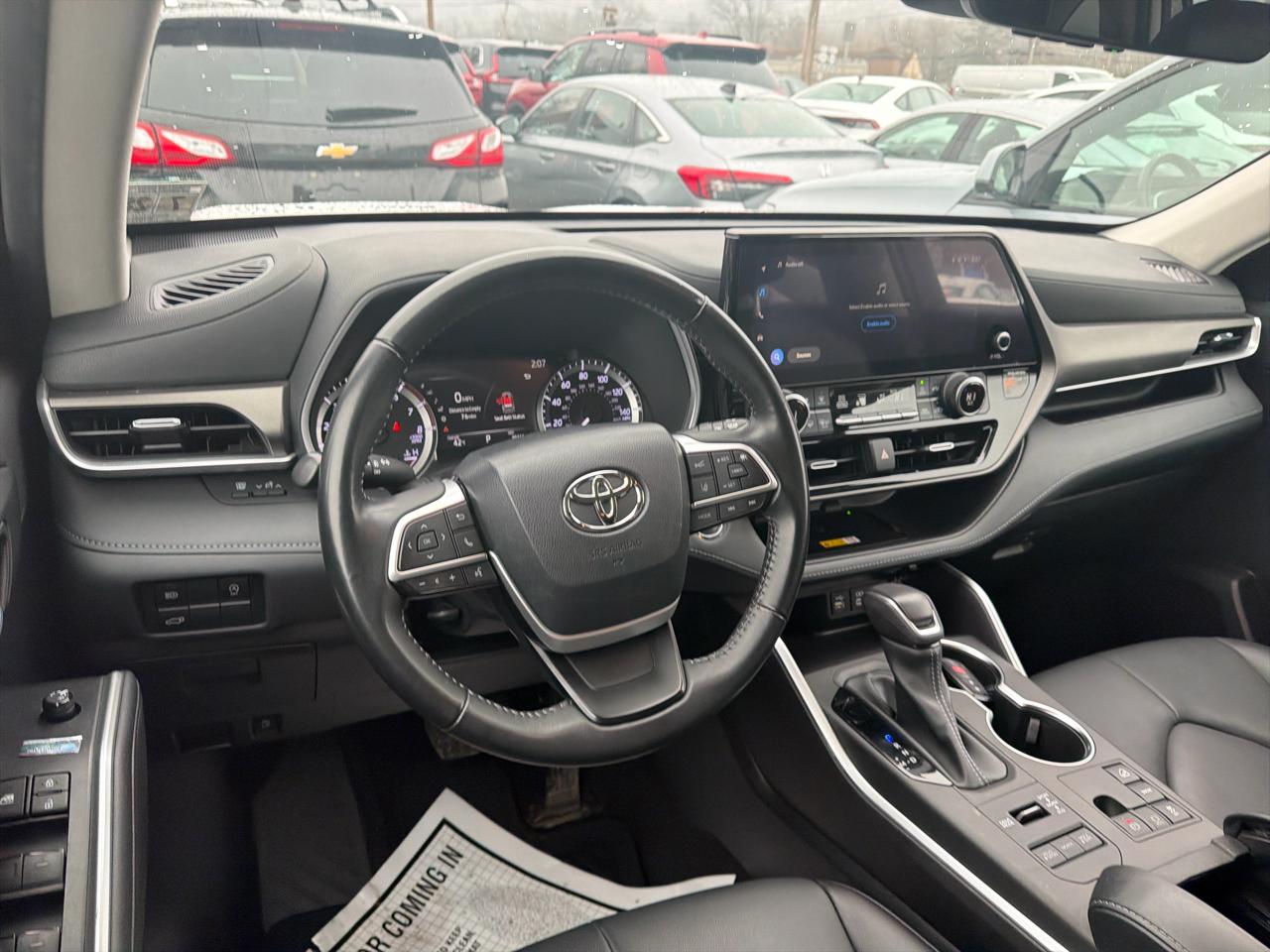 Toyota Highlander XLE AWD (Natl) 2023