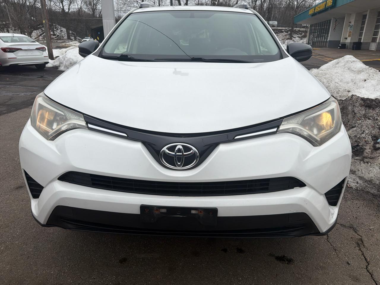 Toyota RAV4 AWD 4dr LE (Natl) 2016