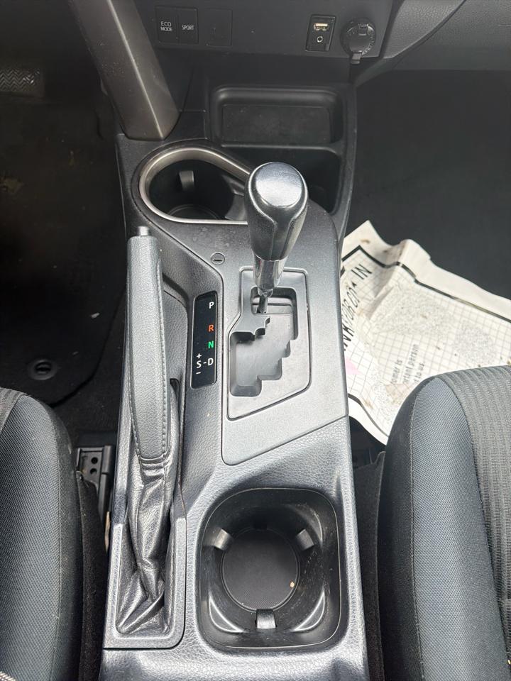 Toyota RAV4 AWD 4dr LE (Natl) 2016