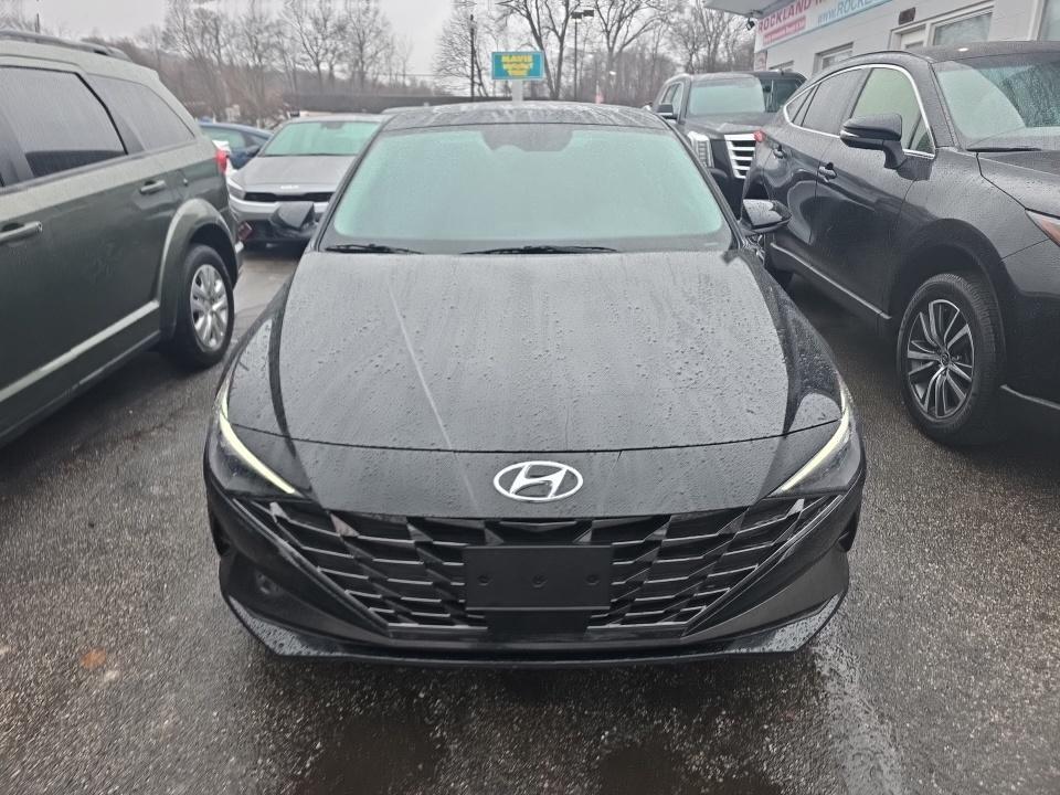 Hyundai Elantra Limited IVT 2023