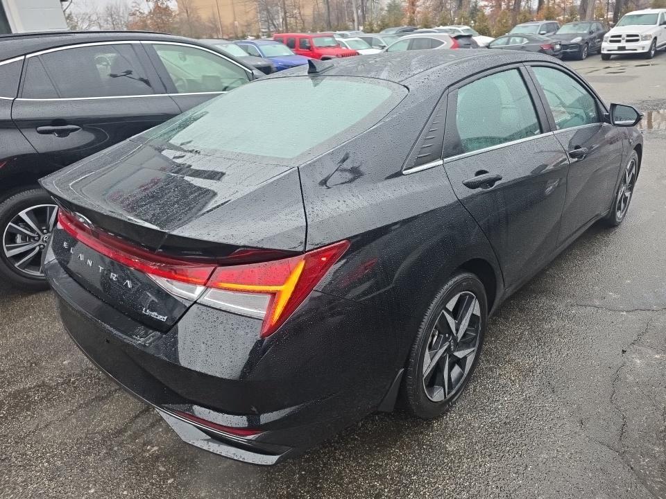 Hyundai Elantra Limited IVT 2023