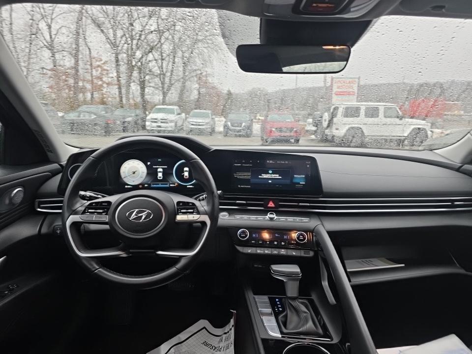 Hyundai Elantra Limited IVT 2023