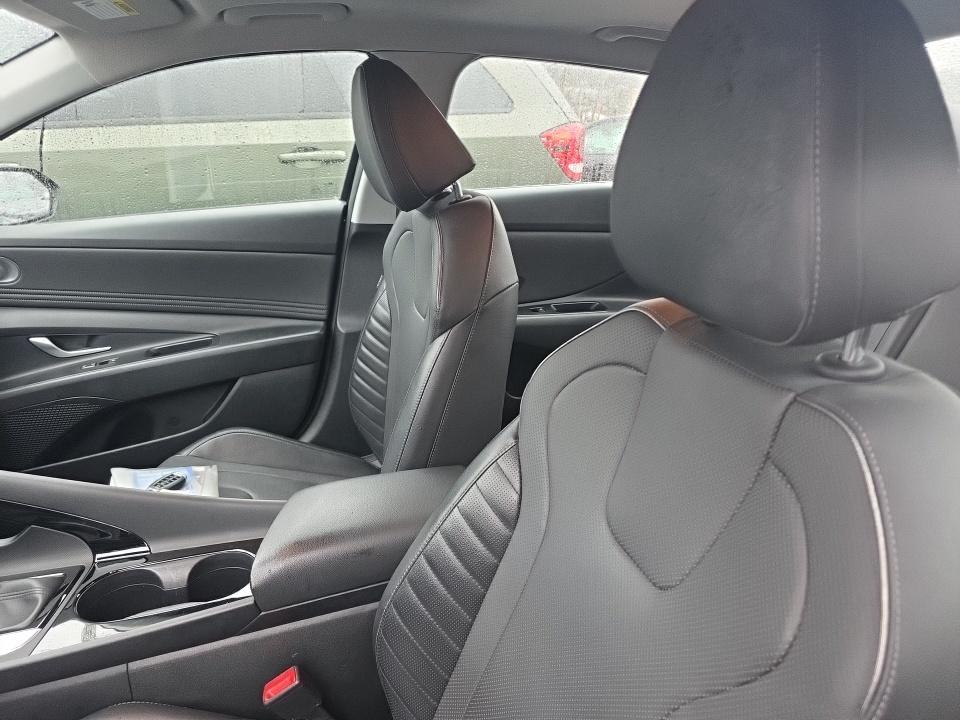 Hyundai Elantra Limited IVT 2023