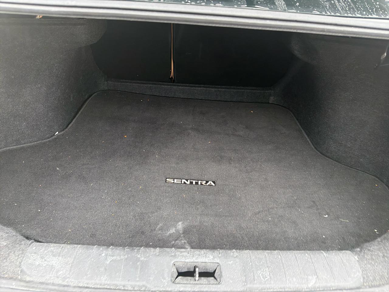 Nissan Sentra SV CVT 2020