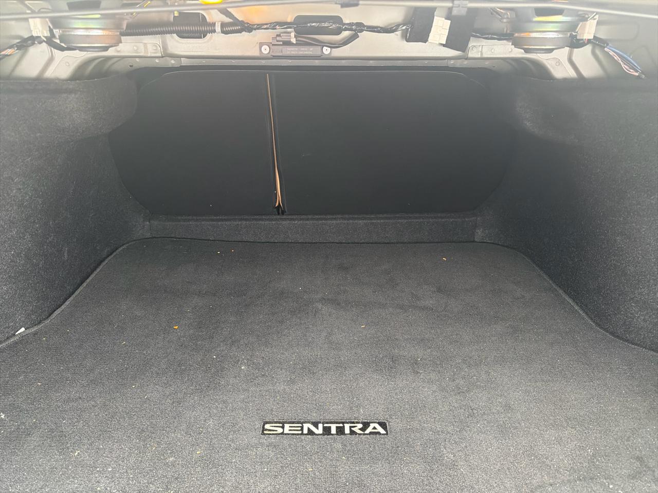 Nissan Sentra SV CVT 2020