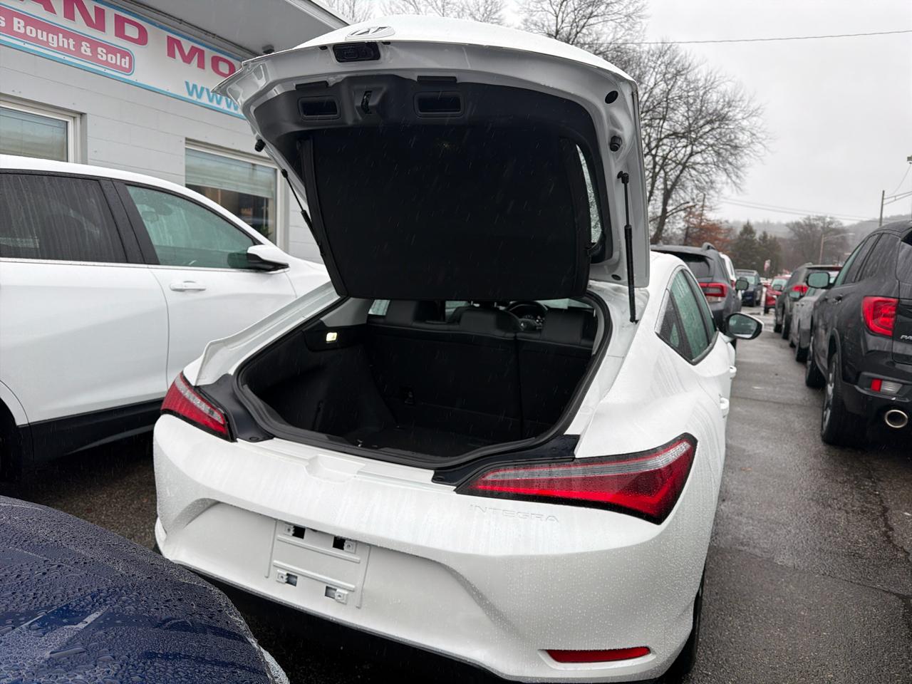 Acura Integra CVT 2023