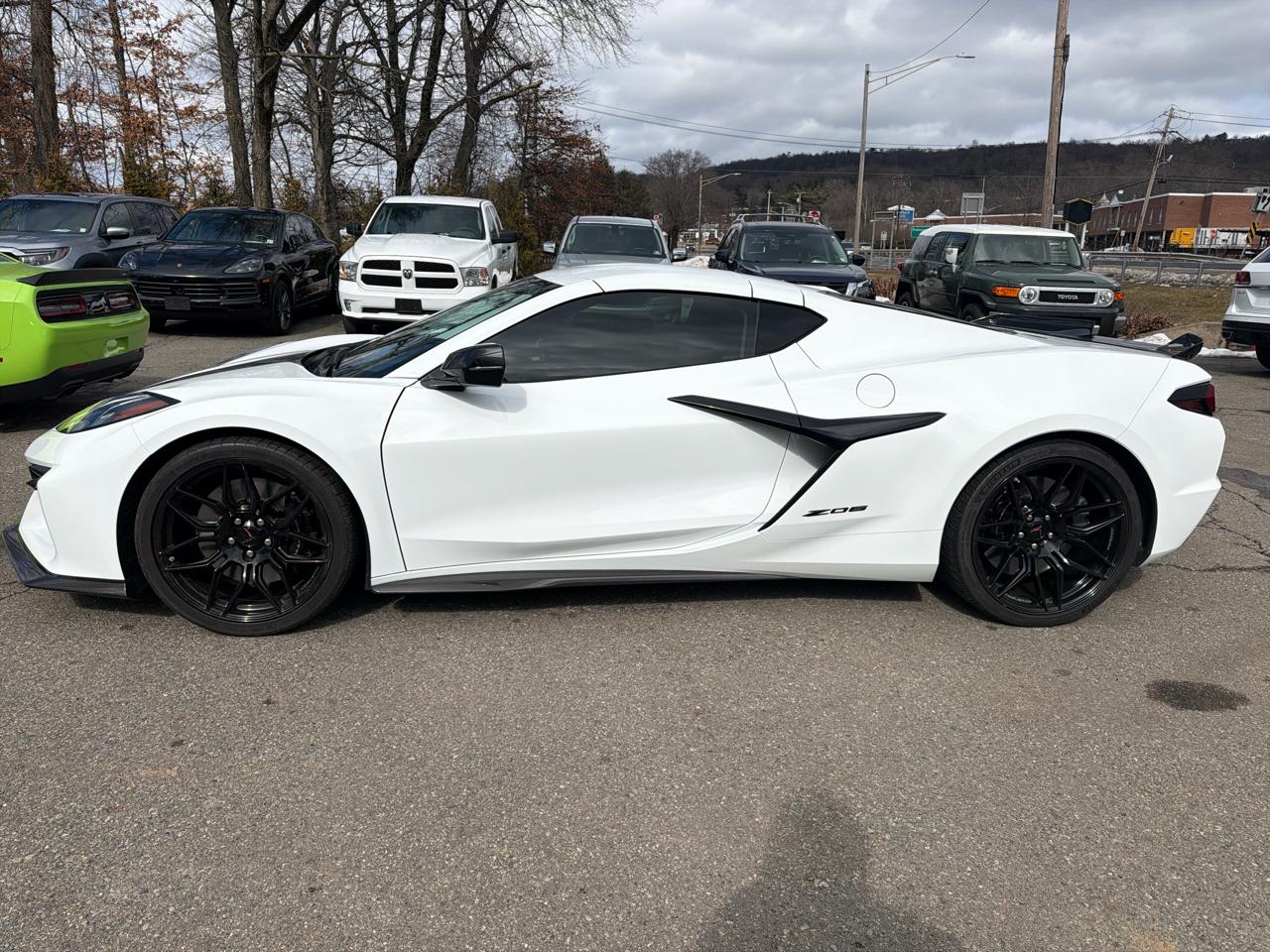 Chevrolet Corvette 2dr Z06 Cpe w/3LZ 2023