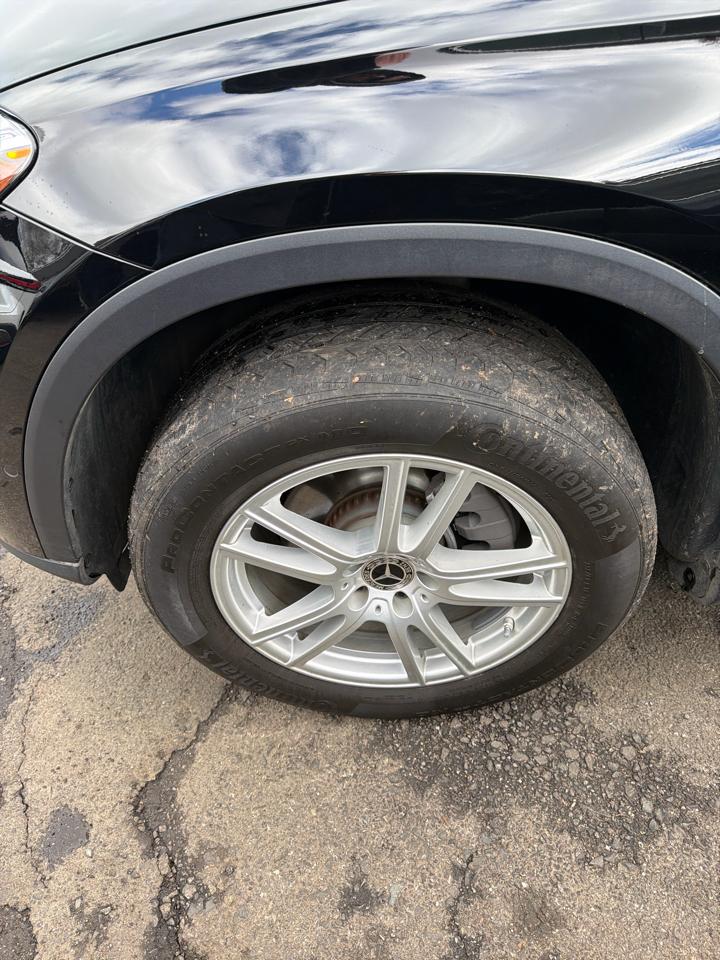 Mercedes-Benz GLC GLC 300 4MATIC SUV 2023