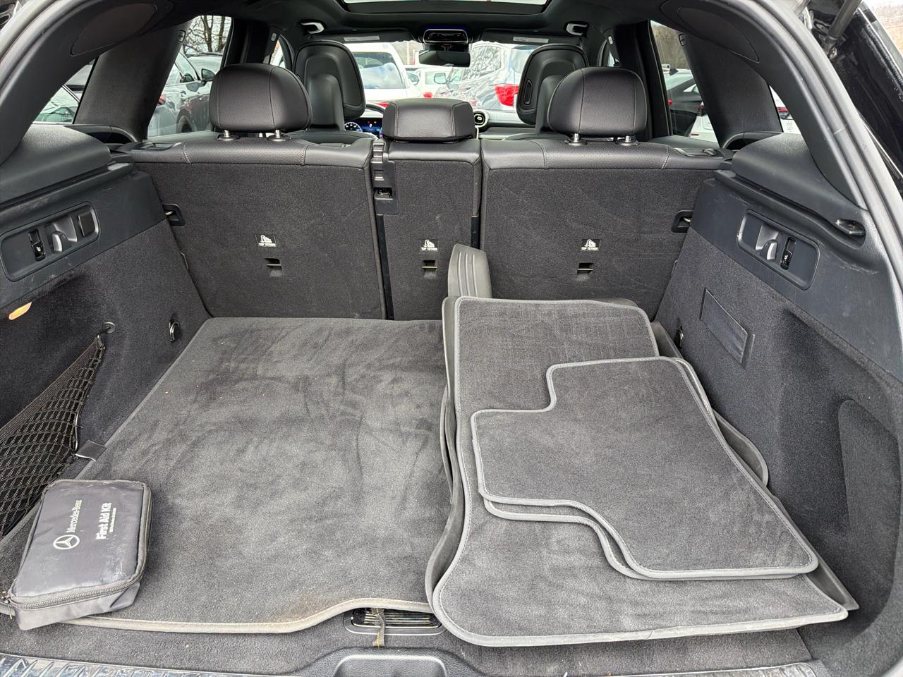 Mercedes-Benz GLC GLC 300 4MATIC SUV 2023