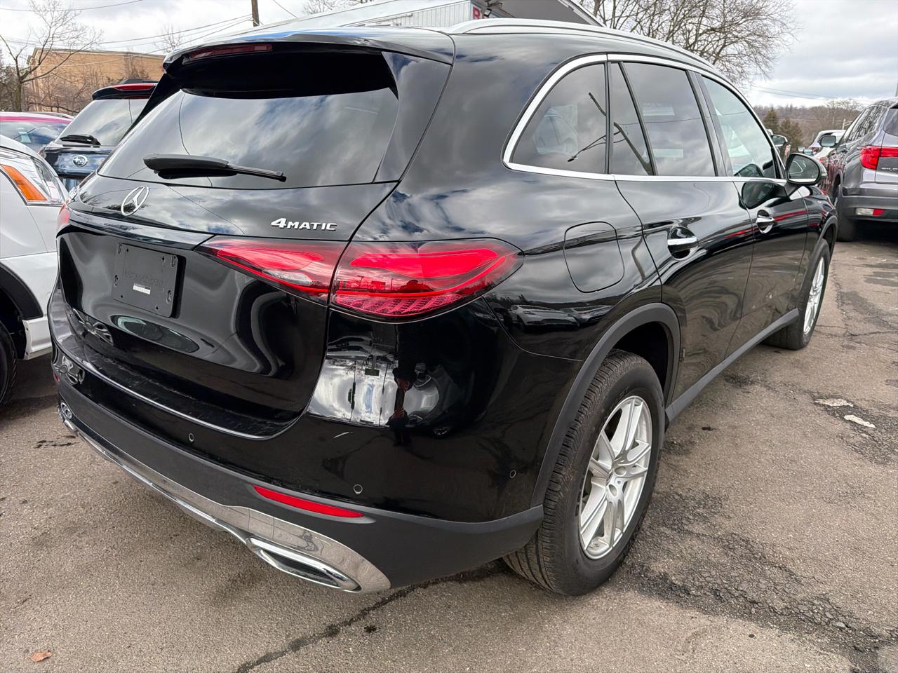 Mercedes-Benz GLC GLC 300 4MATIC SUV 2023
