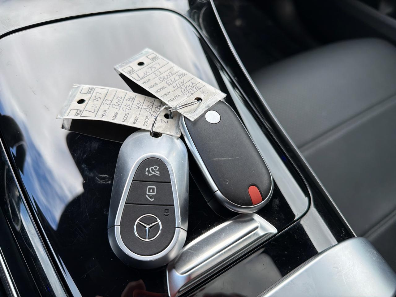 Mercedes-Benz GLC GLC 300 4MATIC SUV 2023