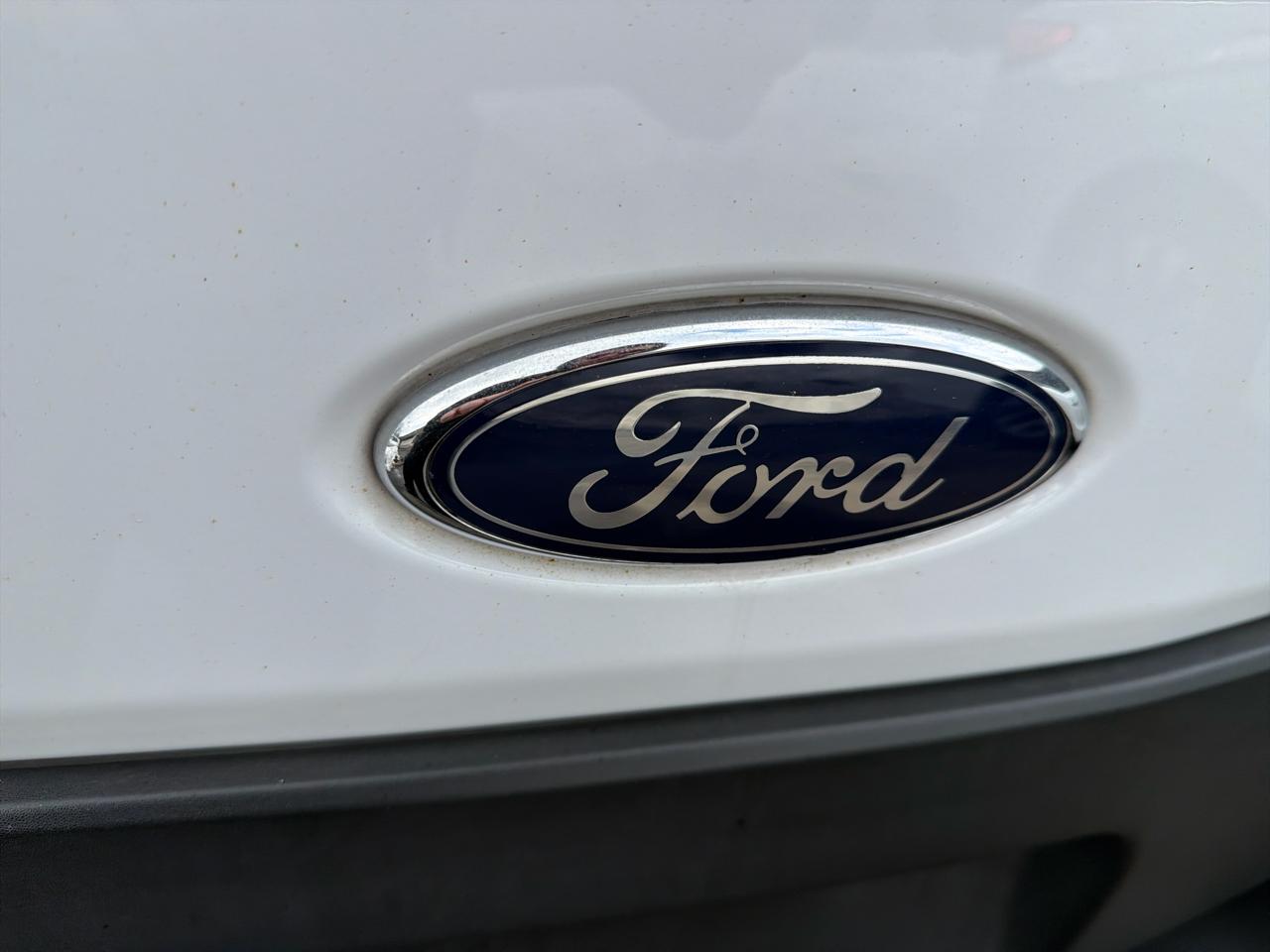 Ford Transit Passenger Wagon T-350 148" Low Roof XLT RWD 2021