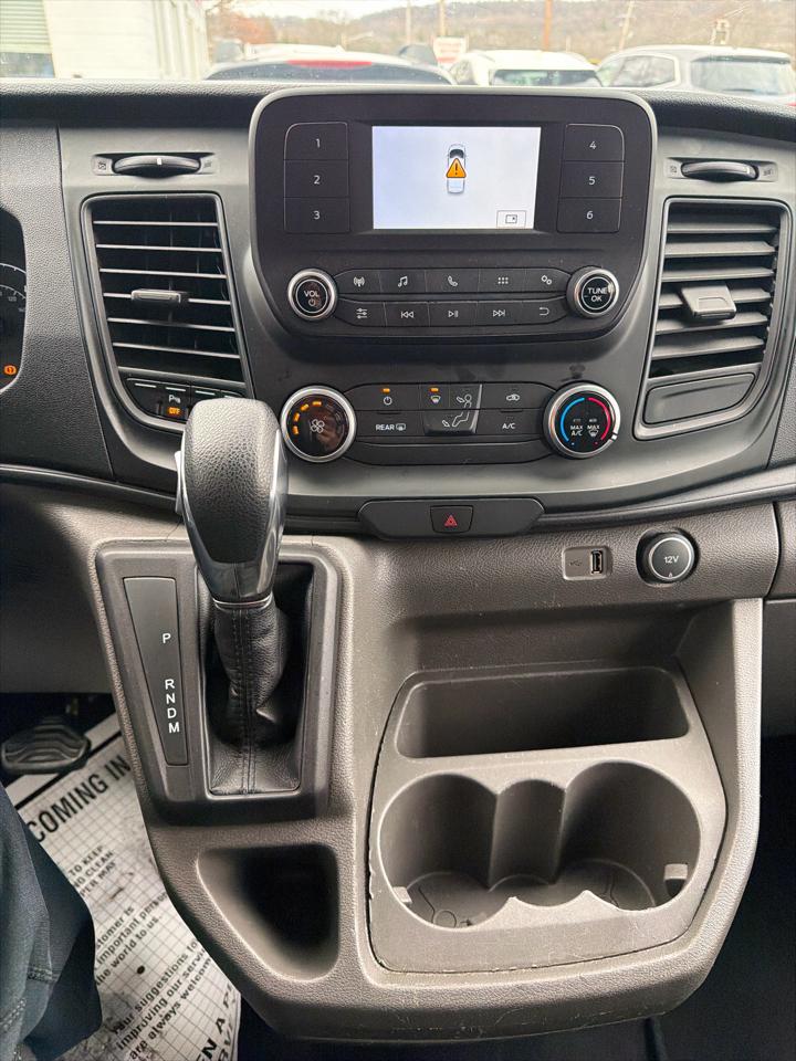 Ford Transit Passenger Wagon T-350 148" Low Roof XLT RWD 2021