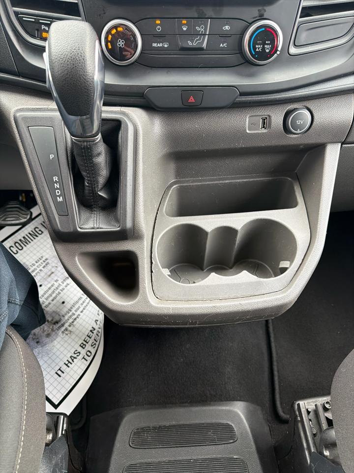 Ford Transit Passenger Wagon T-350 148" Low Roof XLT RWD 2021