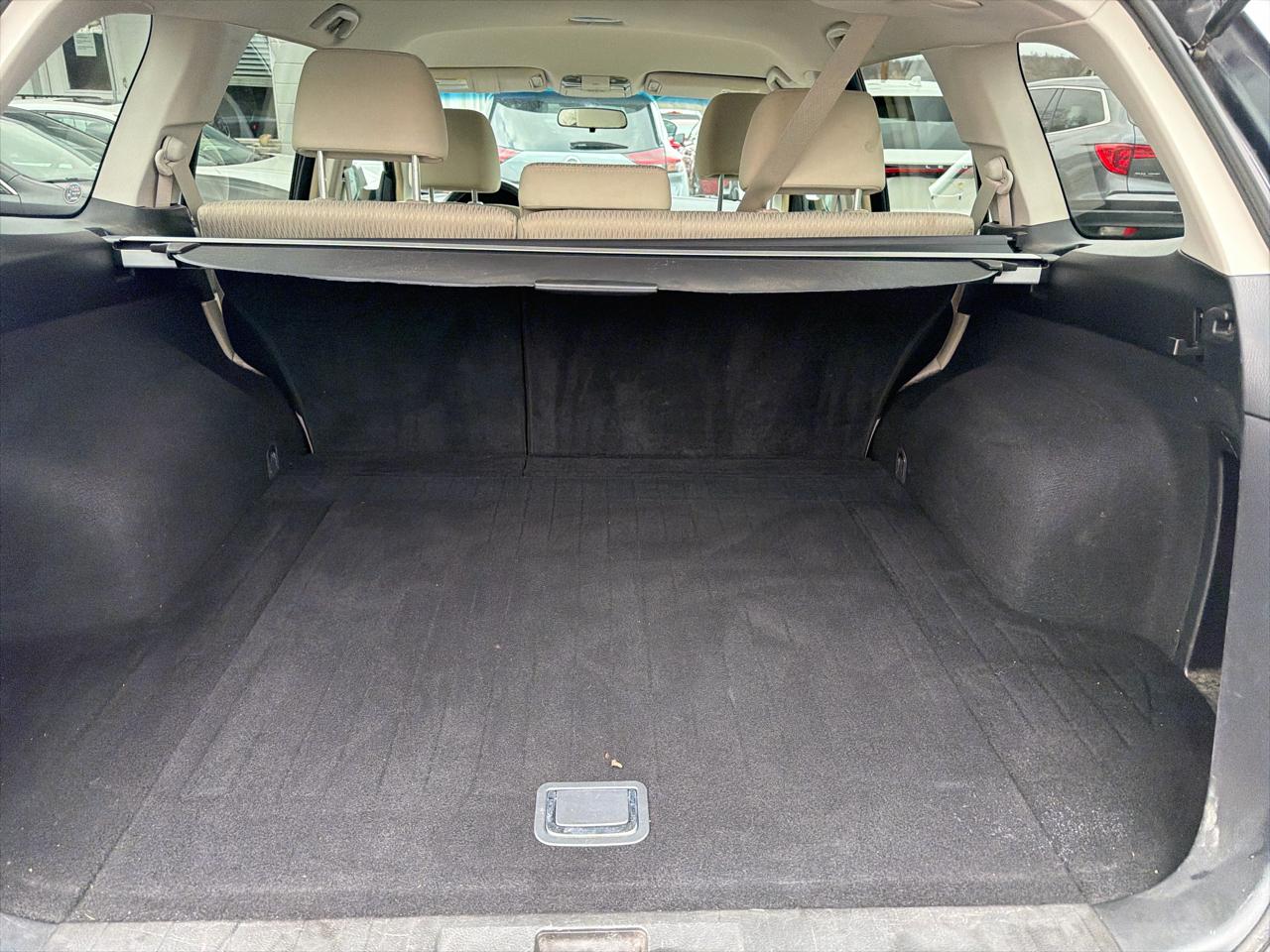 Subaru Outback 4dr Wgn H4 Auto 2.5i Premium 2012