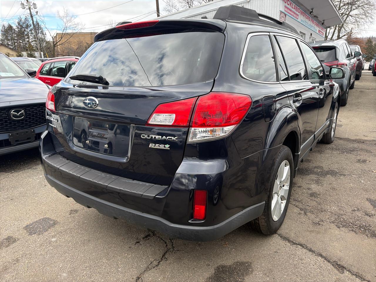 Subaru Outback 4dr Wgn H4 Auto 2.5i Premium 2012