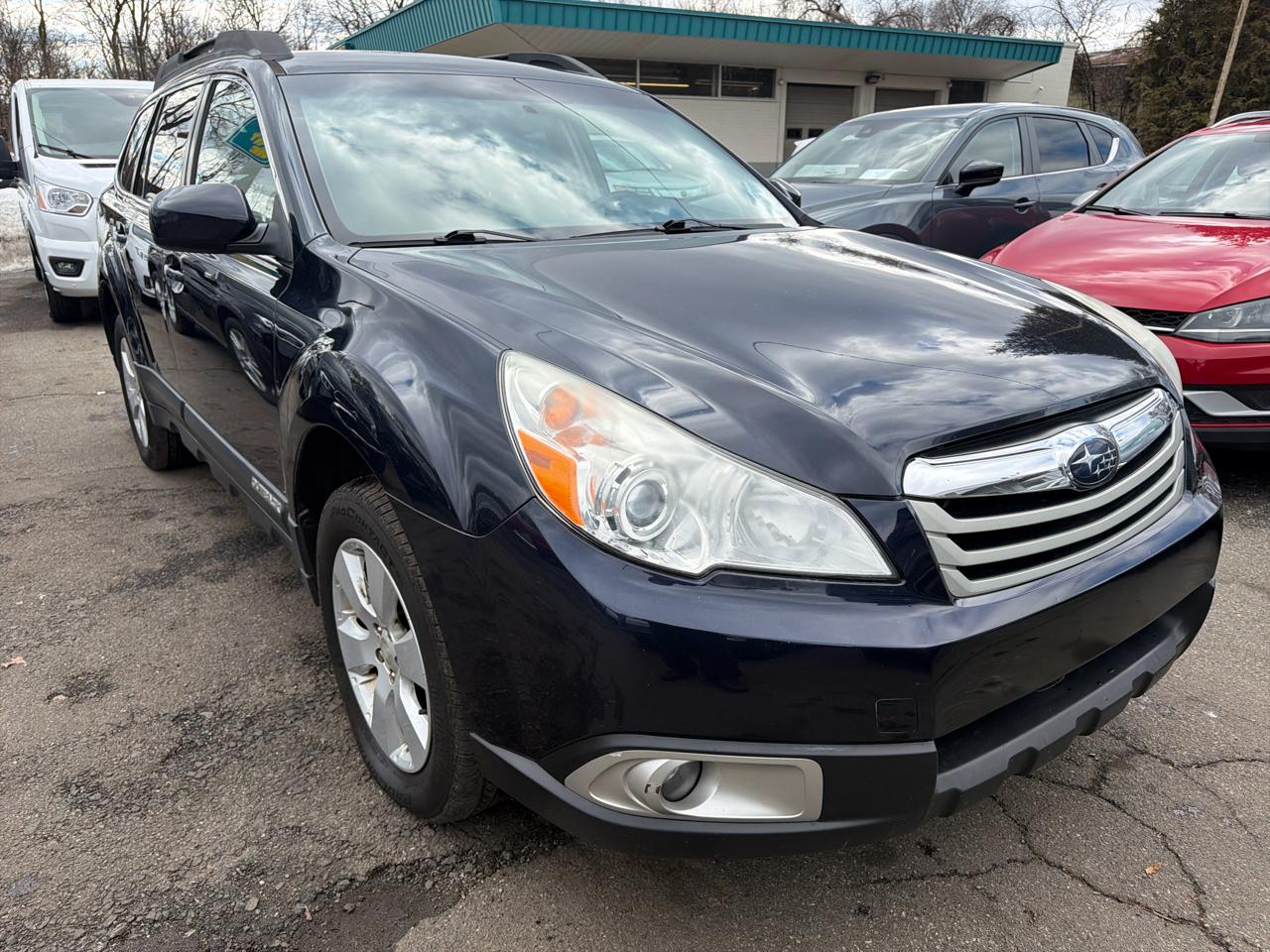 Subaru Outback 4dr Wgn H4 Auto 2.5i Premium 2012