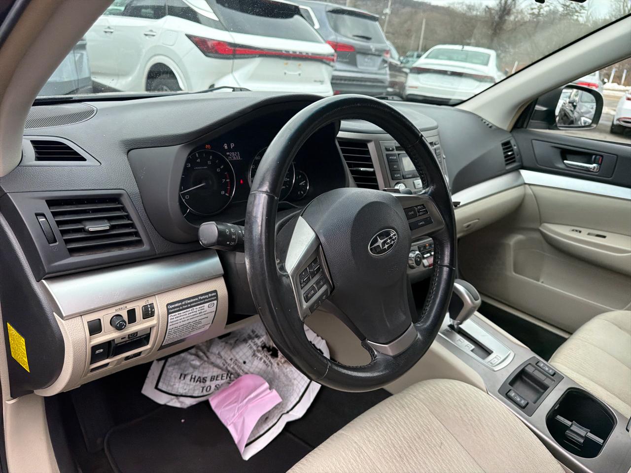 Subaru Outback 4dr Wgn H4 Auto 2.5i Premium 2012