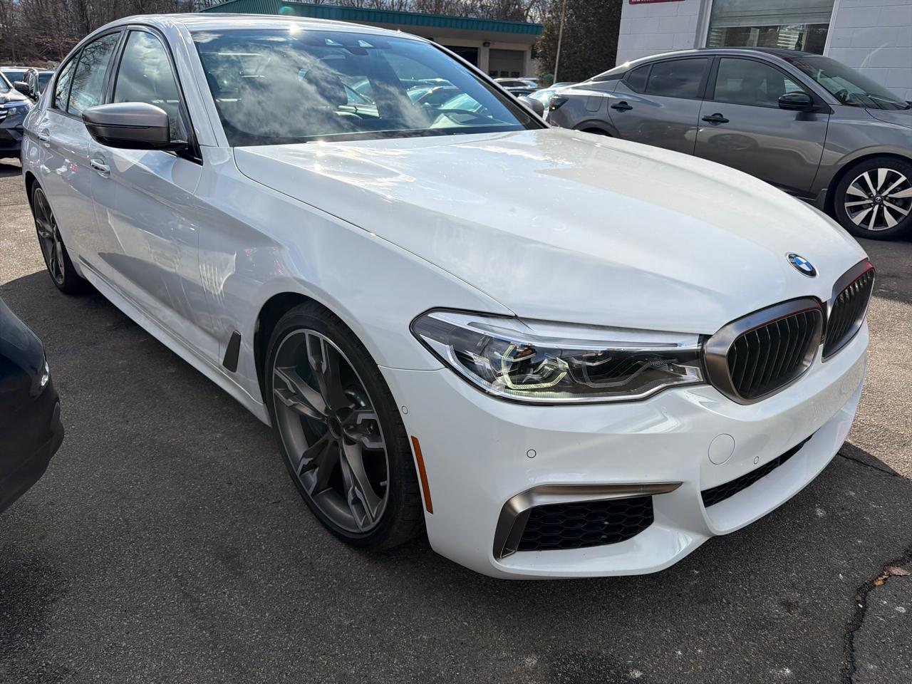 BMW 5 Series M550i xDrive Sedan 2018