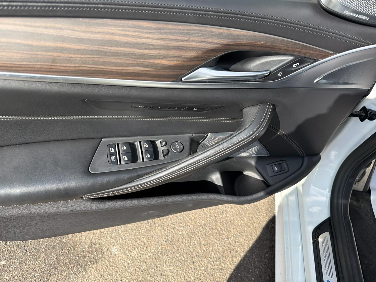 BMW 5 Series M550i xDrive Sedan 2018