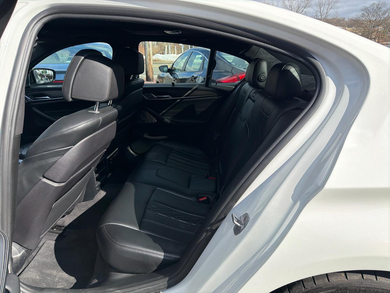 BMW 5 Series M550i xDrive Sedan 2018