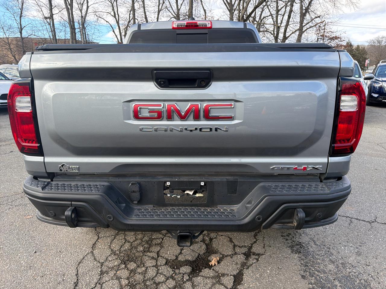 GMC Canyon 4WD Crew Cab AT4X 2024