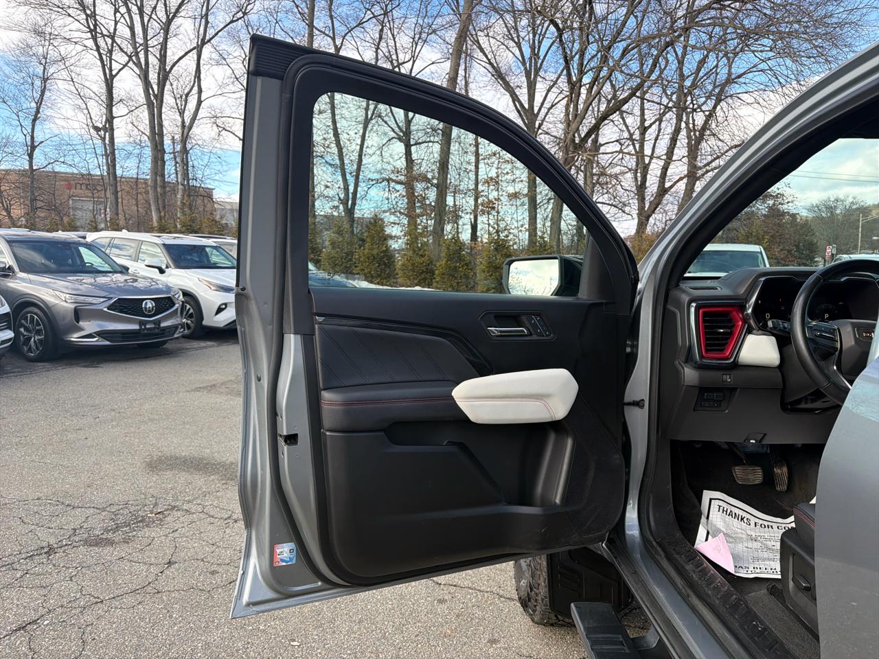 GMC Canyon 4WD Crew Cab AT4X 2024