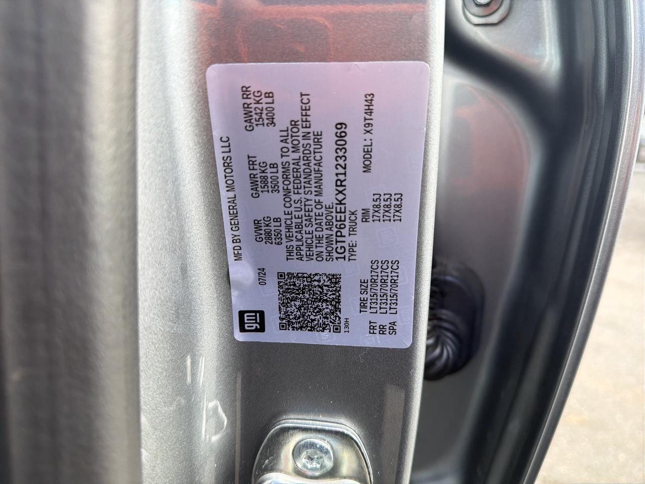 GMC Canyon 4WD Crew Cab AT4X 2024