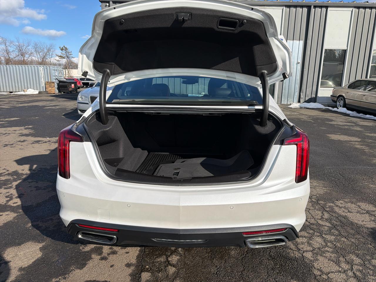 Cadillac CT5 4dr Sdn Premium Luxury 2022