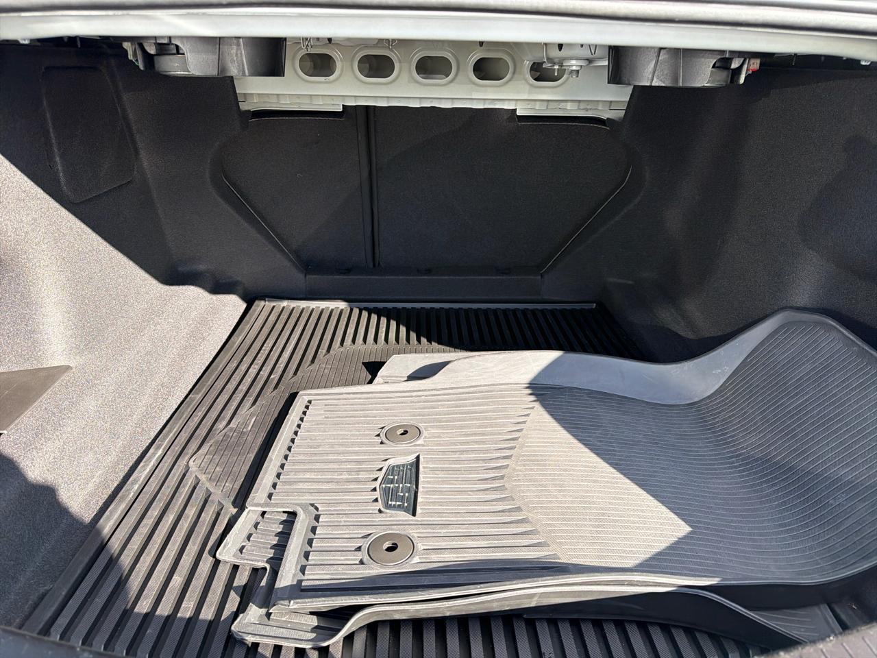 Cadillac CT5 4dr Sdn Premium Luxury 2022