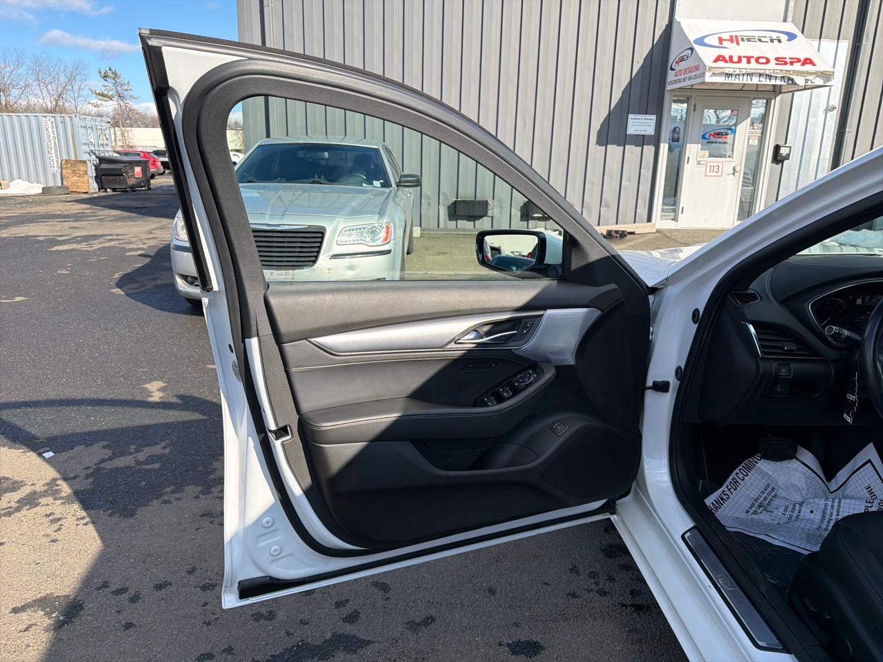 Cadillac CT5 4dr Sdn Premium Luxury 2022