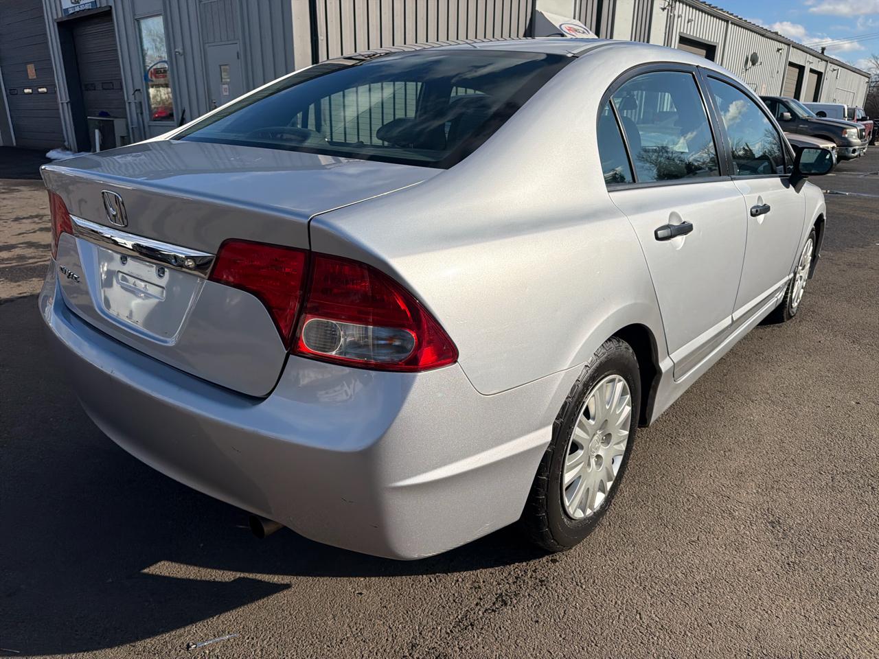 Honda Civic Sdn 4dr Auto DX-VP 2010