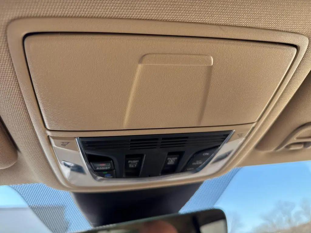 Acura MDX SH-AWD w/Technology Package 2023