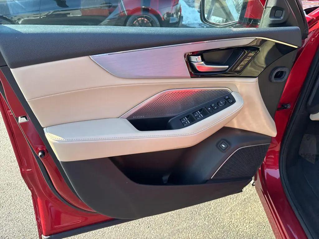 Acura MDX SH-AWD w/Technology Package 2023