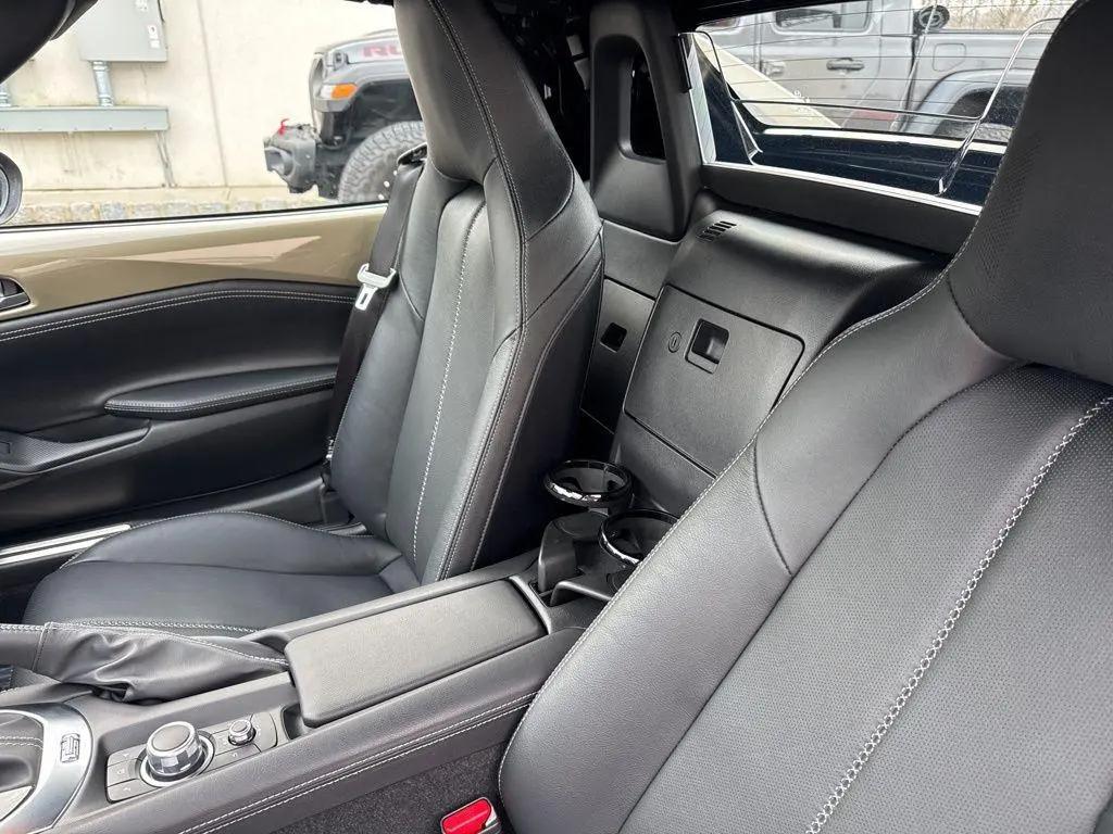 Mazda MX-5 Miata RF Grand Touring Auto 2024