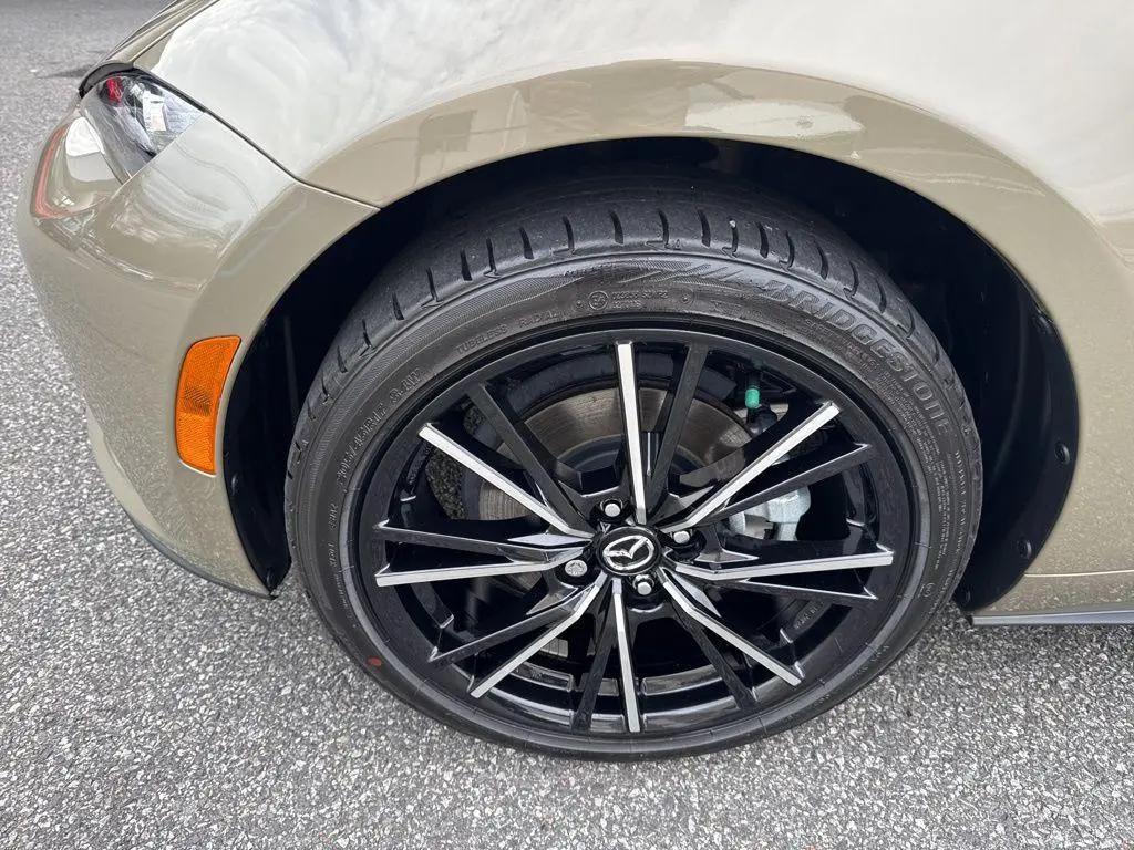 Mazda MX-5 Miata RF Grand Touring Auto 2024