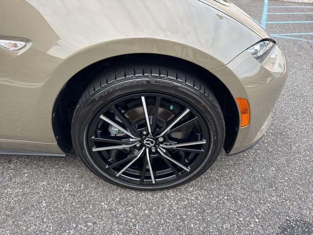 Mazda MX-5 Miata RF Grand Touring Auto 2024