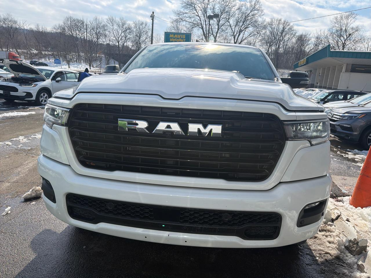 RAM 1500 Laramie 4x4 Crew Cab 5'7" Box 2025