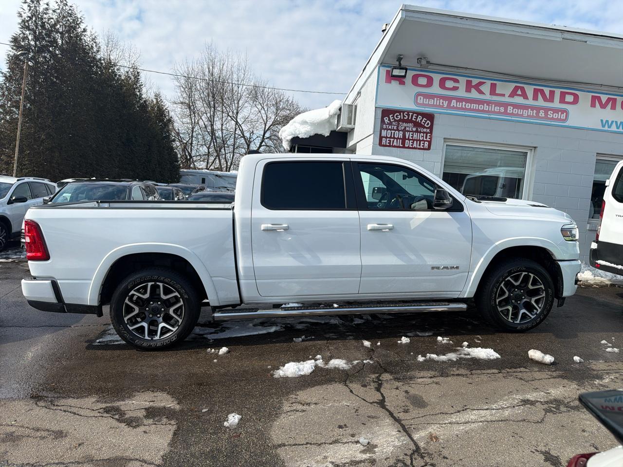 RAM 1500 Laramie 4x4 Crew Cab 5'7" Box 2025